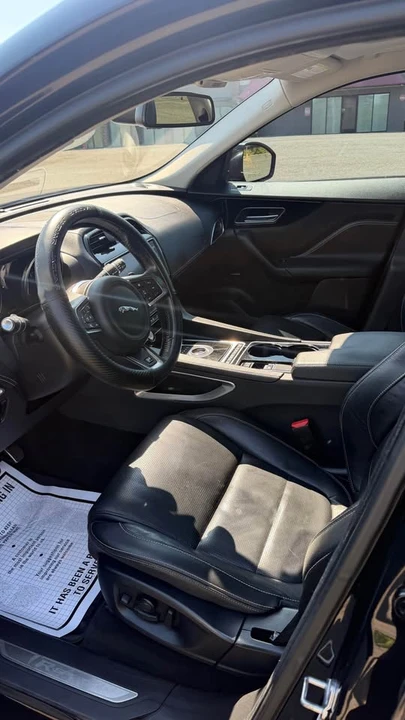 2017 Jaguar F-Pace - Image 18 of 20