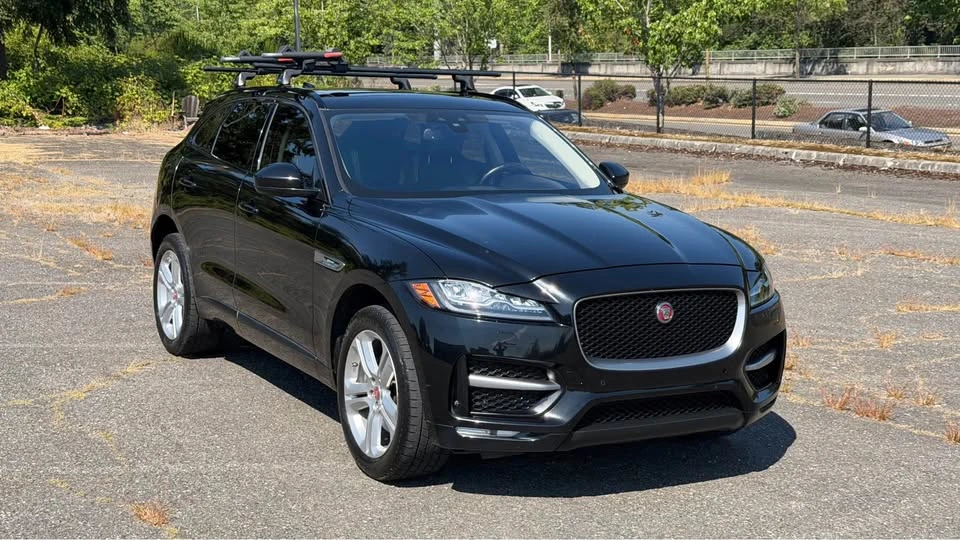 2017 Jaguar F-Pace - Image 5 of 20