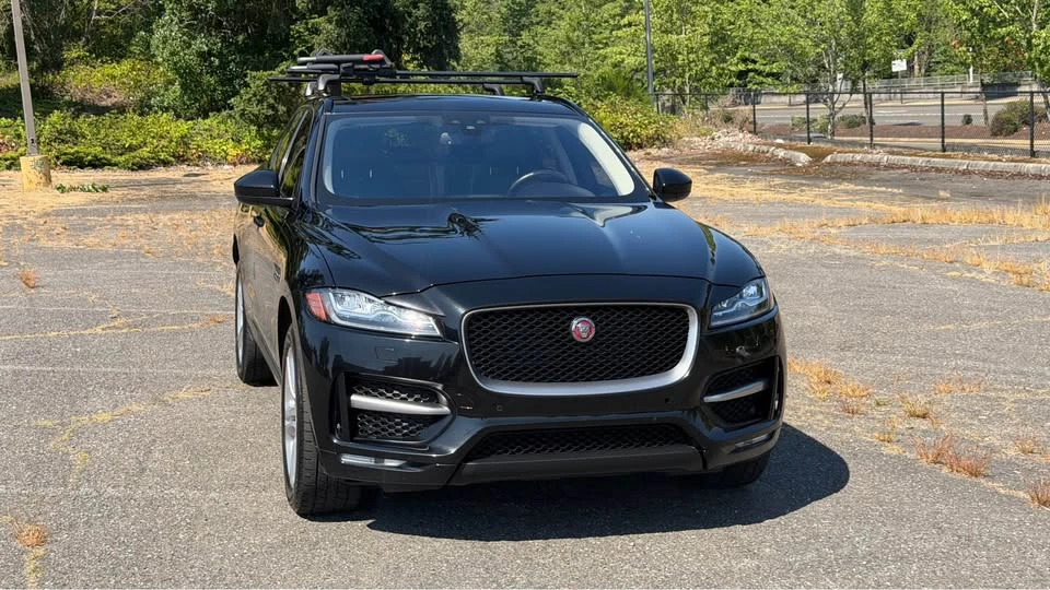 2017 Jaguar F-Pace - Image 4 of 20