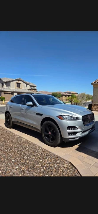 2017 Jaguar F-Pace - Image 3 of 16