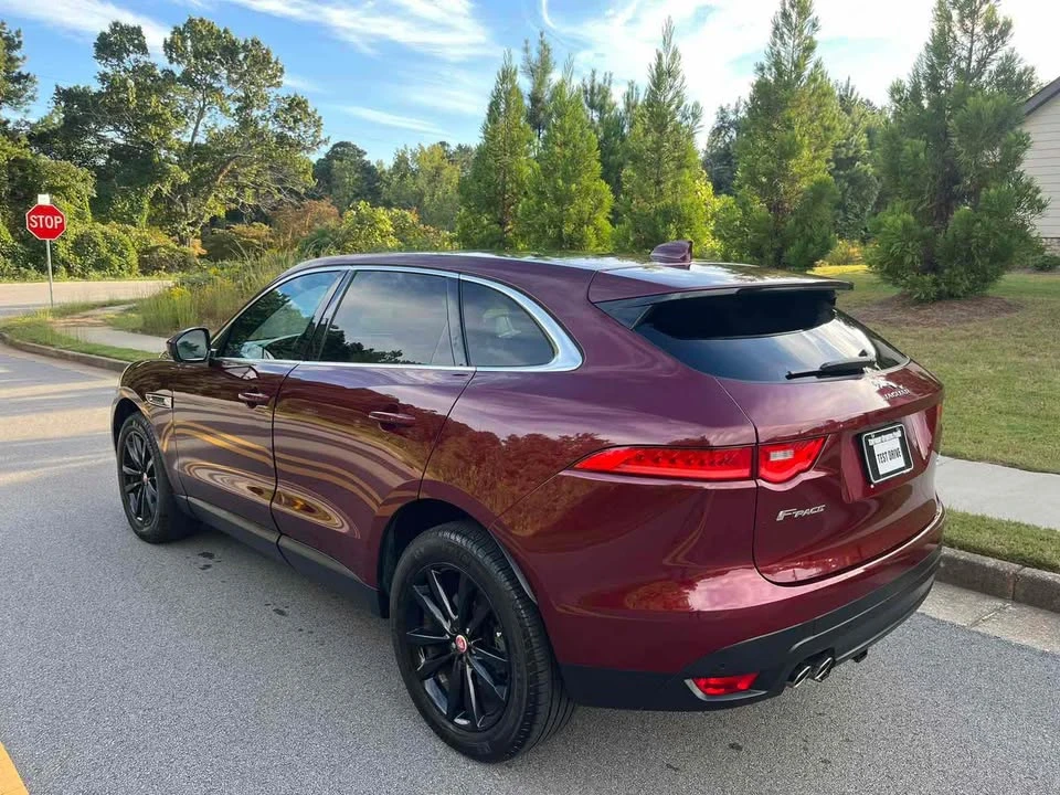 2017 Jaguar F-Pace - Image 5 of 17