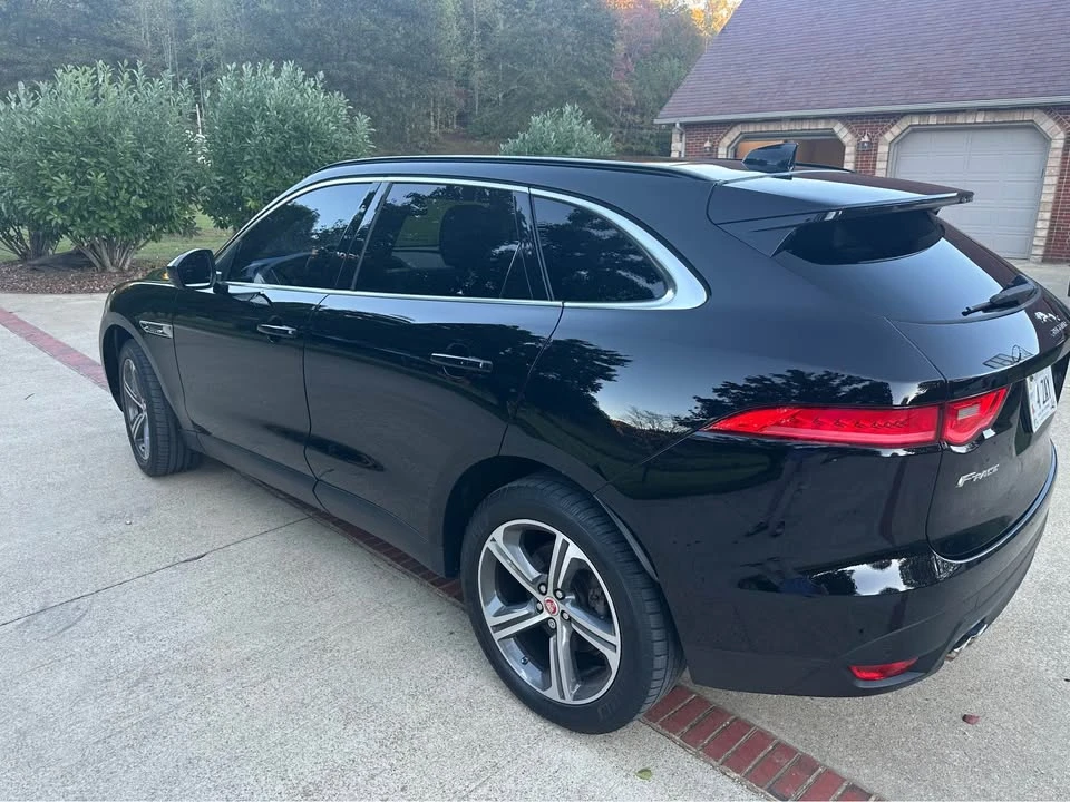 2017 Jaguar F-Pace - Image 5 of 16