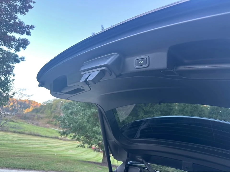 2017 Jaguar F-Pace - Image 14 of 16