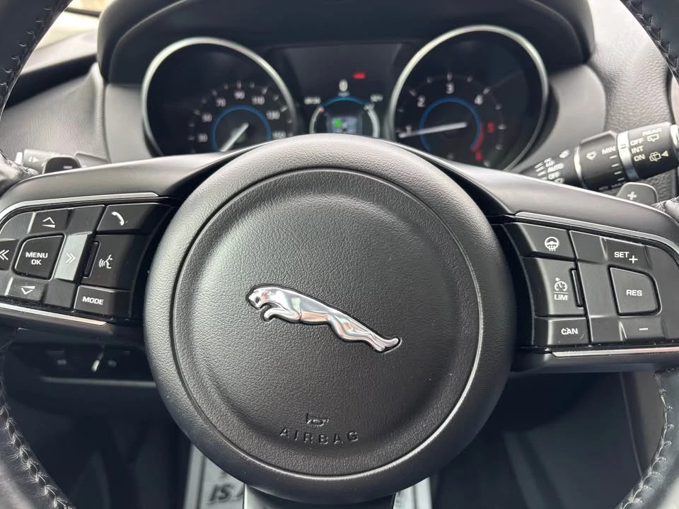 2017 Jaguar F-Pace - Image 15 of 15
