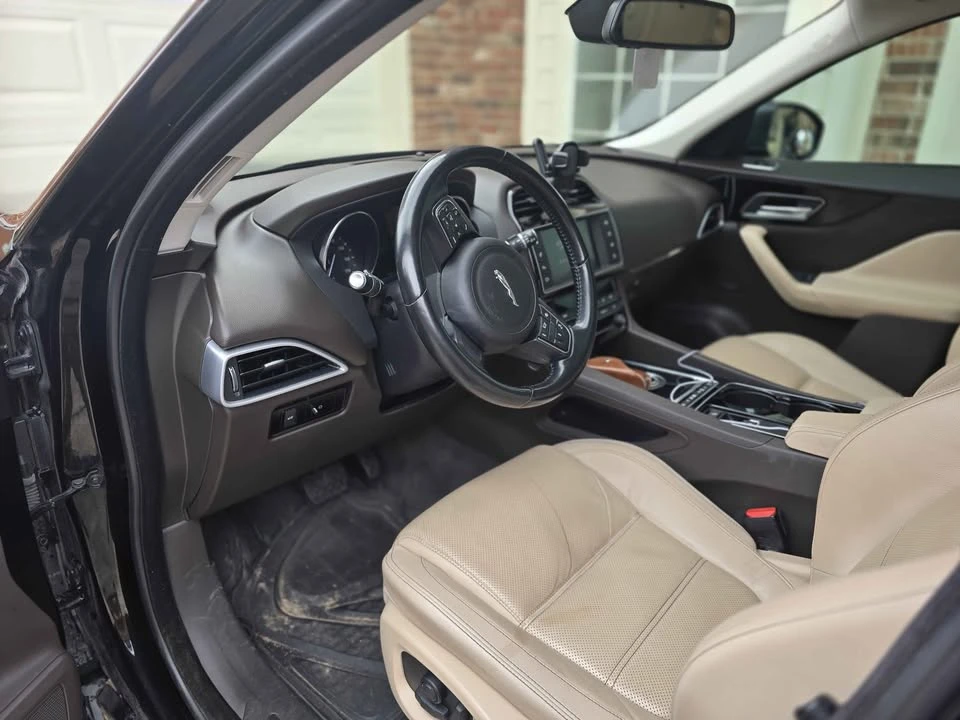 2017 Jaguar F-Pace - Image 9 of 9