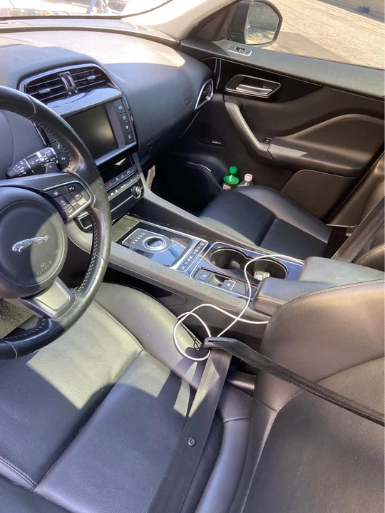 2017 Jaguar F-Pace - Image 5 of 5