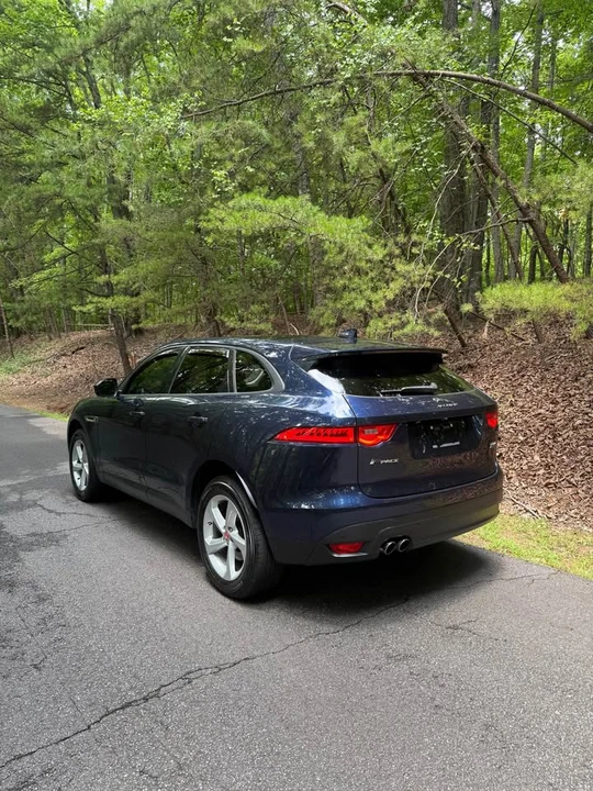 2017 Jaguar F-Pace - Image 6 of 18