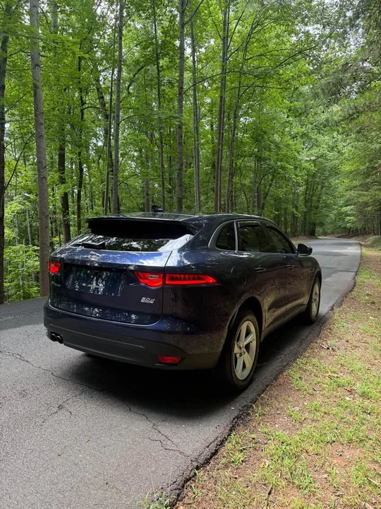 2017 Jaguar F-Pace - Image 4 of 18