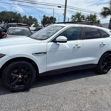 2017 Jaguar F-PACE 20d Prestige Sport Utility 4D