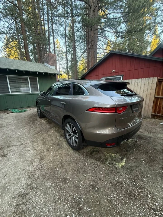 2017 Jaguar F-Pace - Image 3 of 13