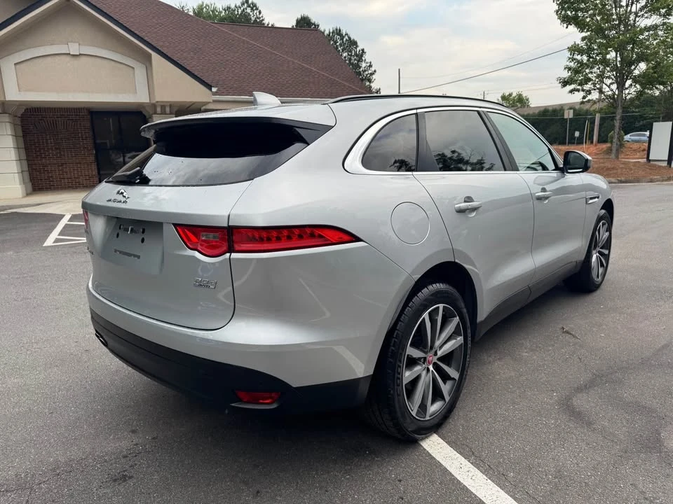 2017 Jaguar F-Pace - Image 7 of 20