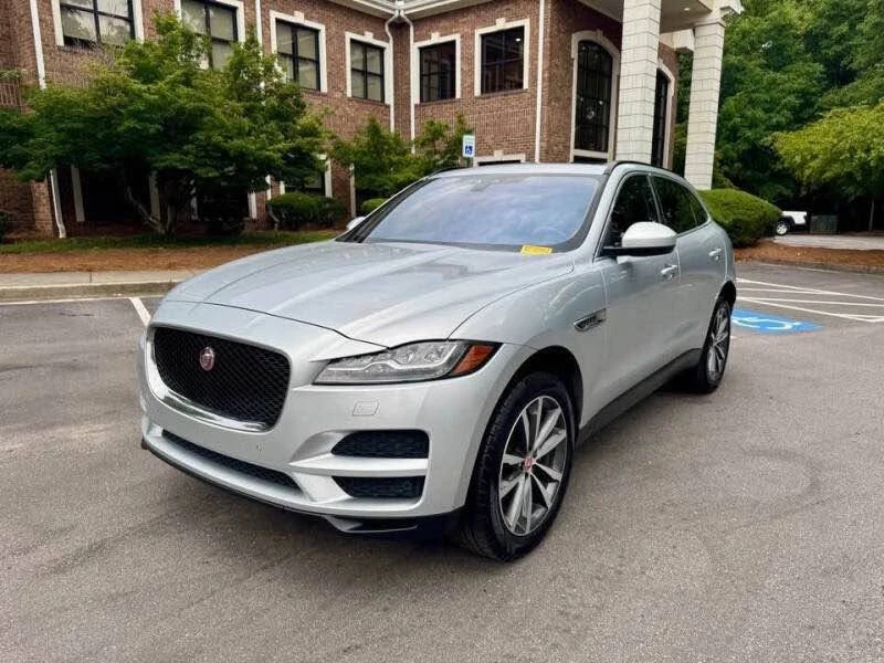 2017 Jaguar F-Pace - Image 2 of 18