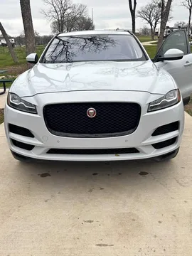 2017 Jaguar F-PACE 20d Prestige Sport Utility 4D