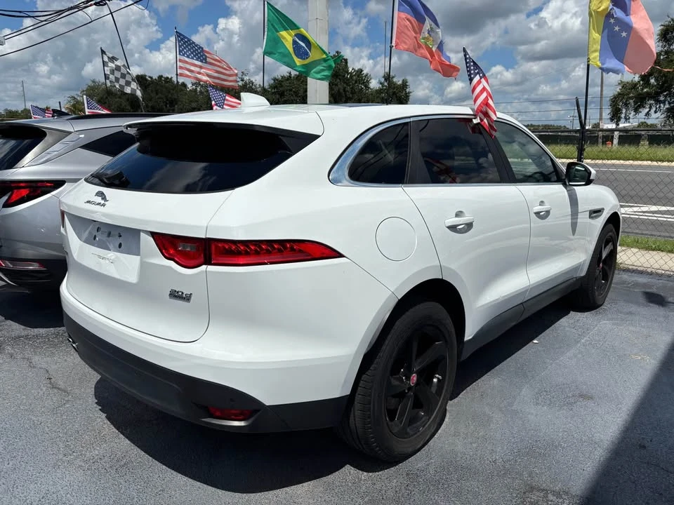 2017 Jaguar F-Pace - Image 4 of 7