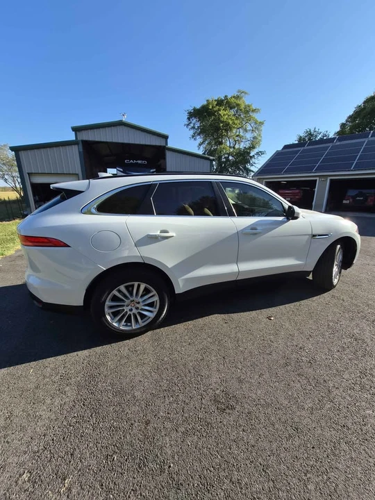 2017 Jaguar F-Pace - Image 8 of 8