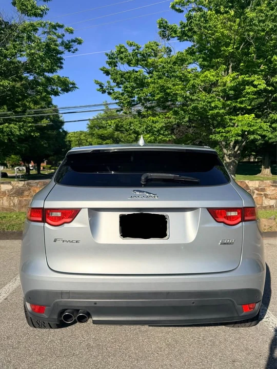 2017 Jaguar F-Pace - Image 4 of 13