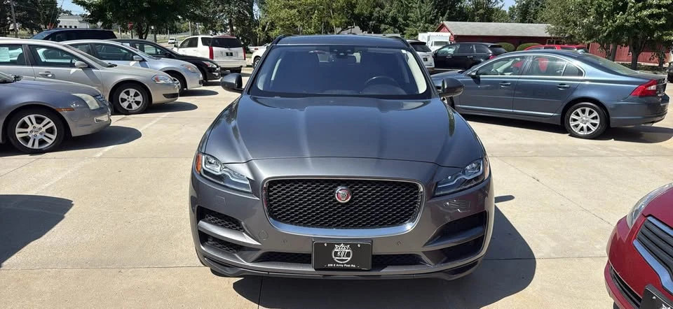 2017 Jaguar F-Pace - Image 3 of 20
