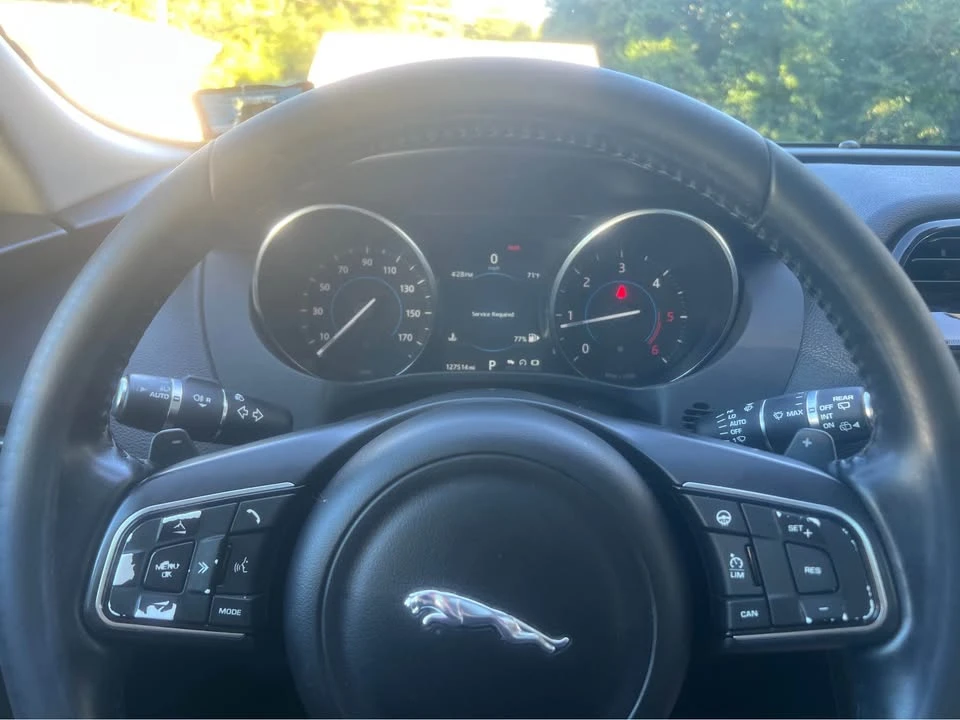 2017 Jaguar F-Pace - Image 16 of 20