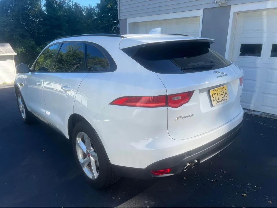 2017 Jaguar F-Pace - Image 7 of 20