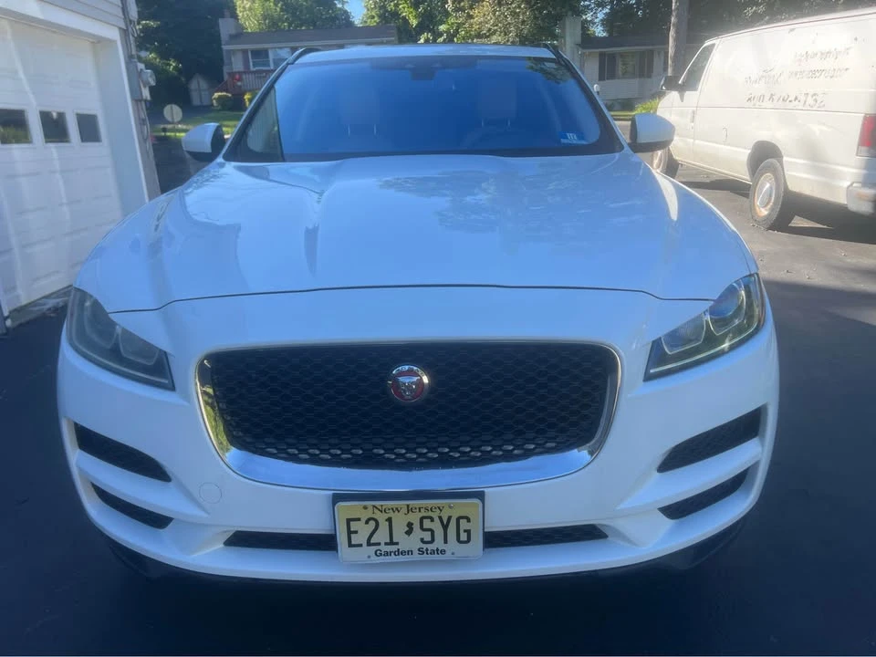 2017 Jaguar F-Pace - Image 2 of 20