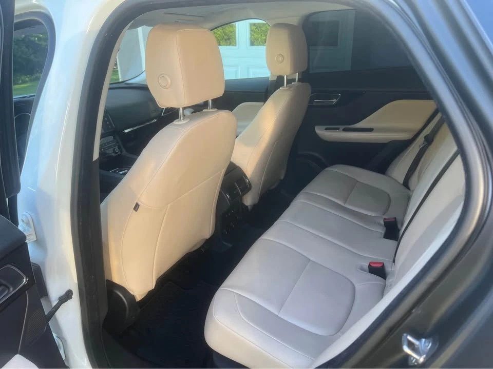 2017 Jaguar F-Pace - Image 10 of 20