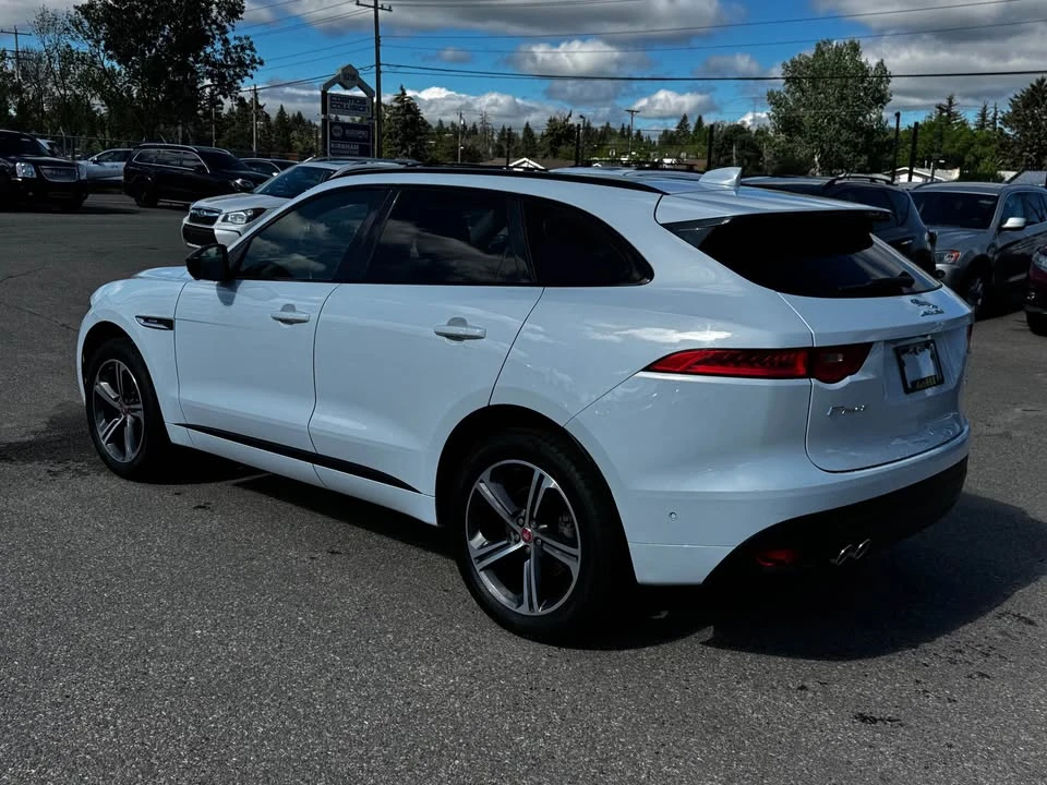 2017 Jaguar F-Pace - Image 2 of 16