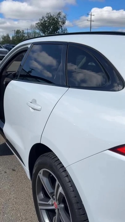 2017 Jaguar F-Pace - Image 16 of 16
