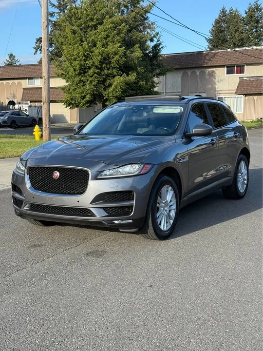 2017 Jaguar F-Pace - Image 3 of 12