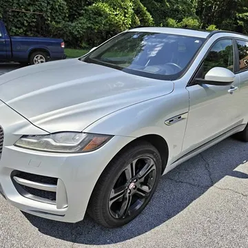 2017 Jaguar F-PACE 20d R-Sport SUV 4D