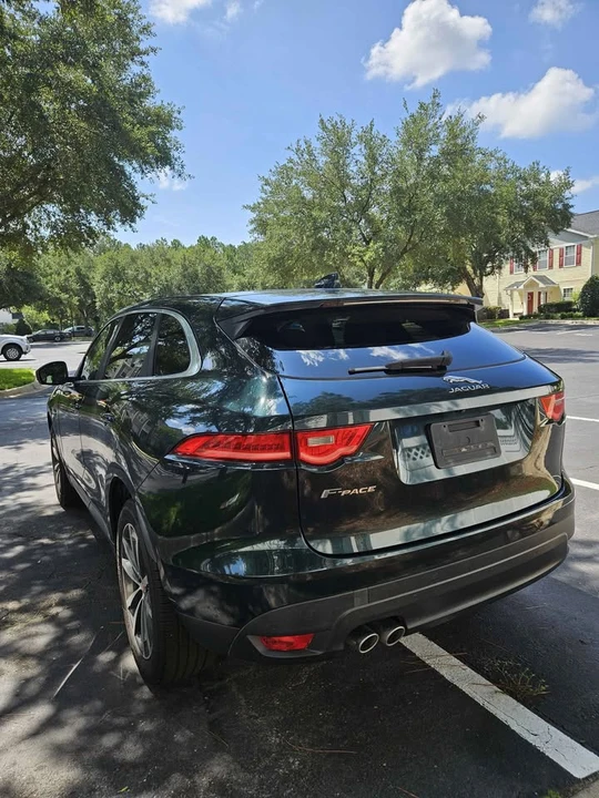2017 Jaguar F-Pace - Image 3 of 16
