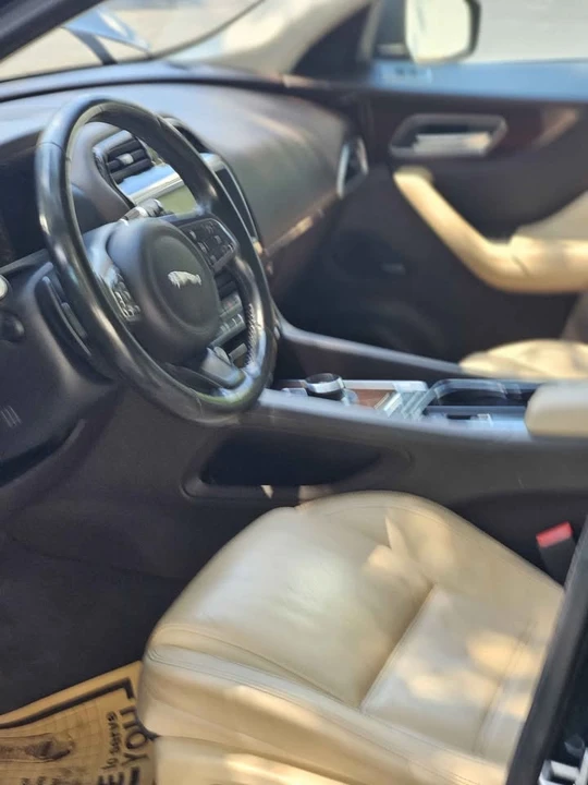 2017 Jaguar F-Pace - Image 14 of 16