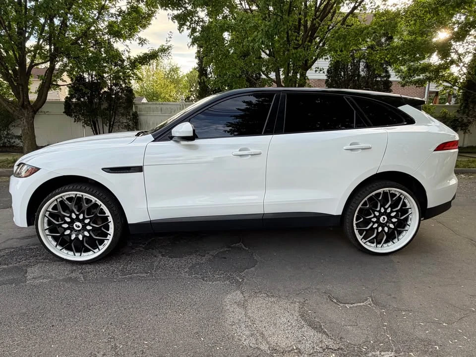 2017 Jaguar F-Pace - Image 3 of 5