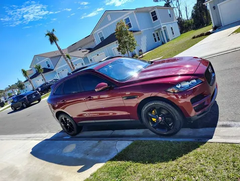 2017 Jaguar F-PACE 25t Premium Sport Utility 4D