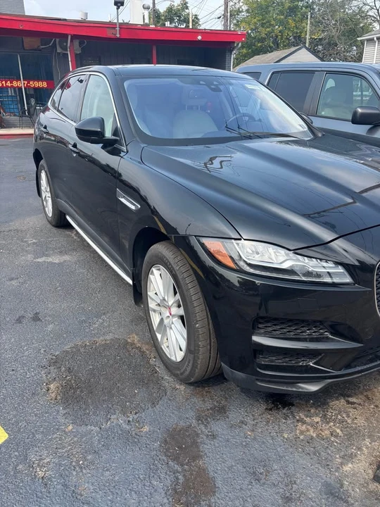 2017 Jaguar F-Pace - Image 3 of 10