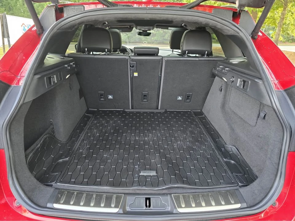 2017 Jaguar F-Pace - Image 16 of 20