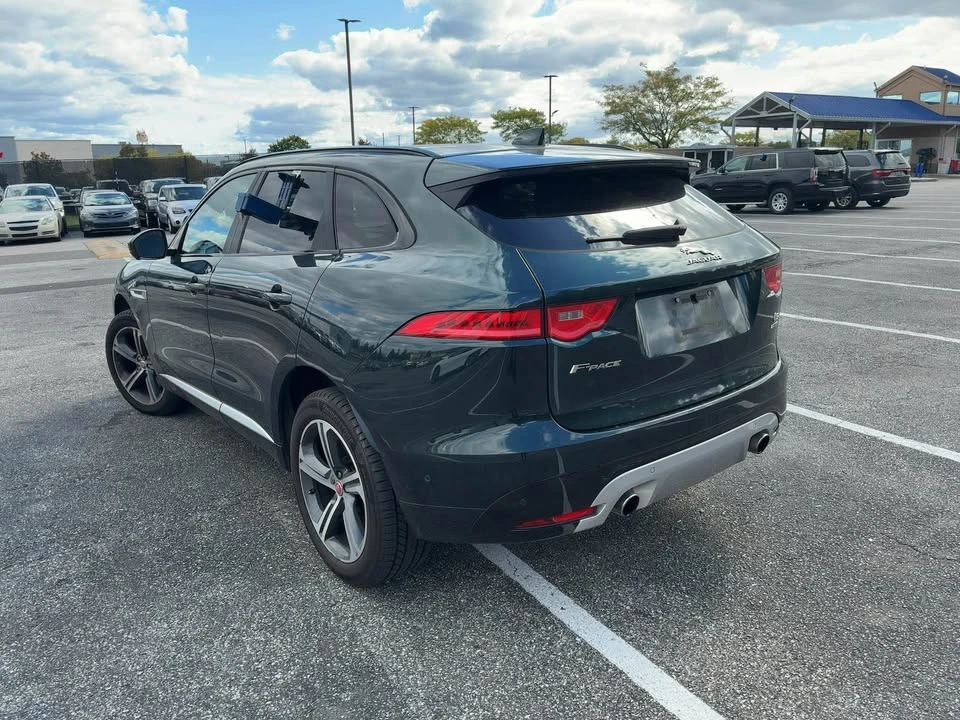 2017 Jaguar F-Pace - Image 5 of 13