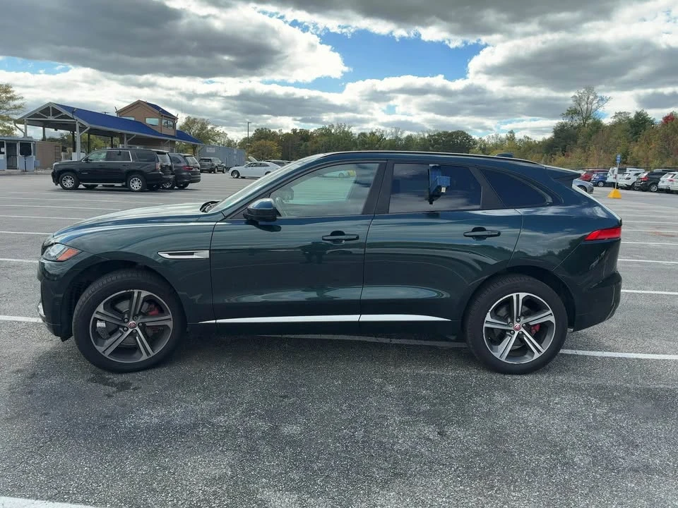 2017 Jaguar F-Pace - Image 6 of 13