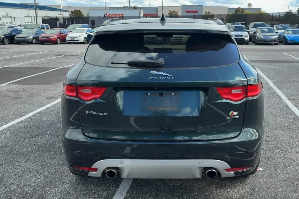 2017 Jaguar F-Pace - Image 4 of 13