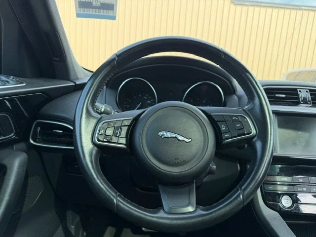 2017 Jaguar F-Pace - Image 14 of 20