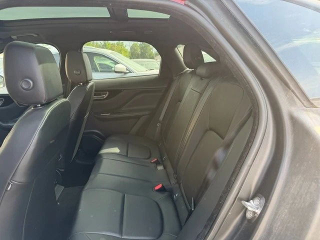 2017 Jaguar F-Pace - Image 11 of 20