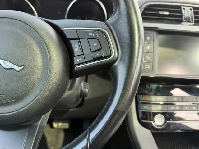 2017 Jaguar F-Pace - Image 15 of 20