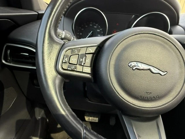 2017 Jaguar F-Pace - Image 16 of 20