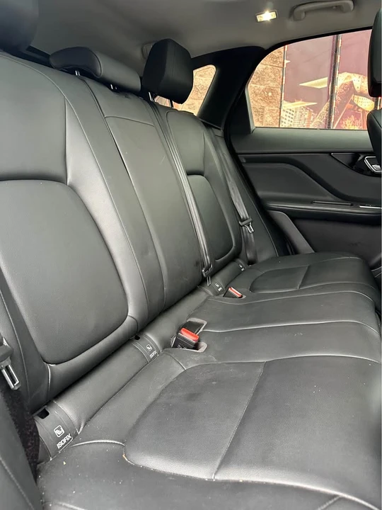 2017 Jaguar F-Pace - Image 14 of 20