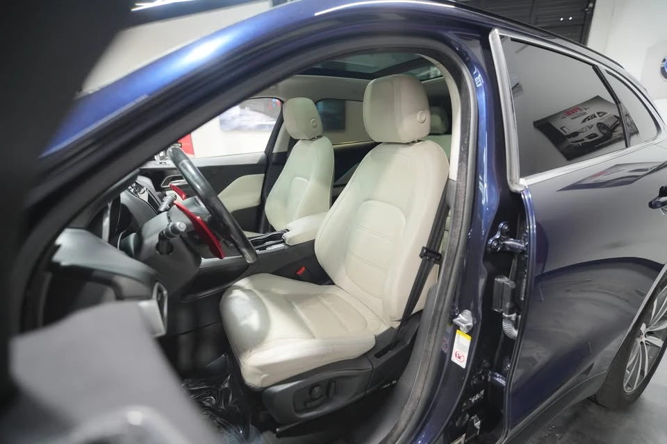 2017 Jaguar F-Pace - Image 20 of 20