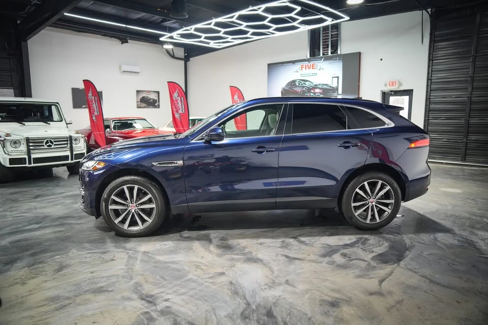 2017 Jaguar F-Pace - Image 14 of 20