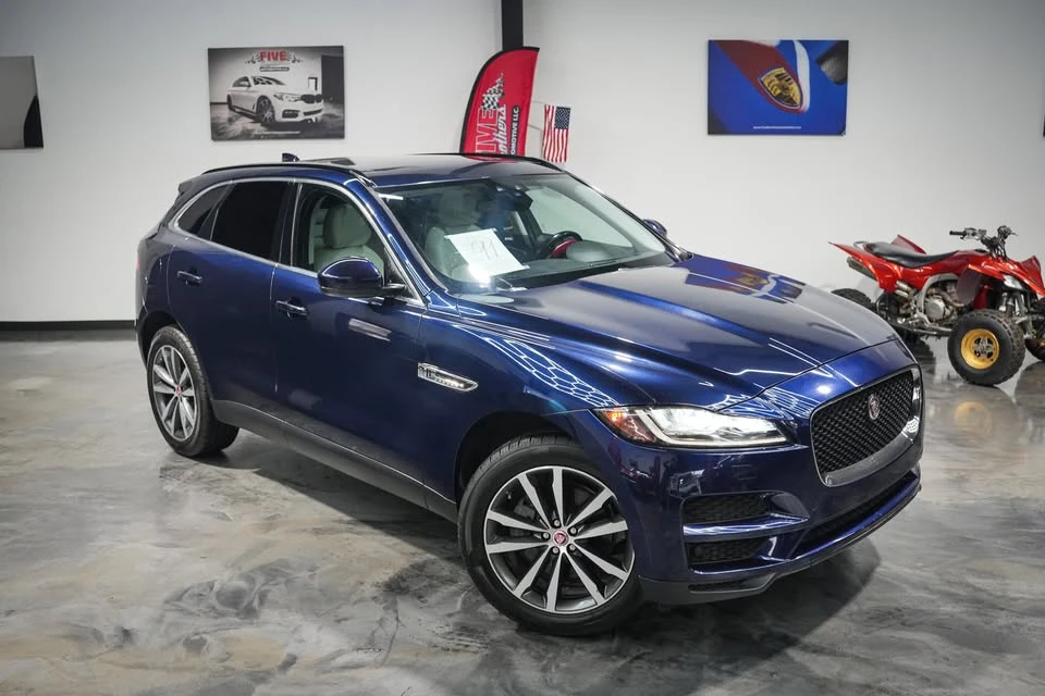 2017 Jaguar F-Pace - Image 2 of 20