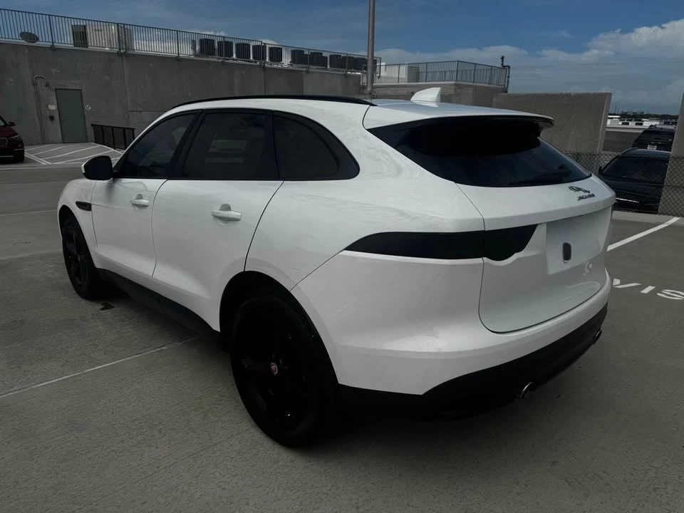 2017 Jaguar F-Pace - Image 4 of 7