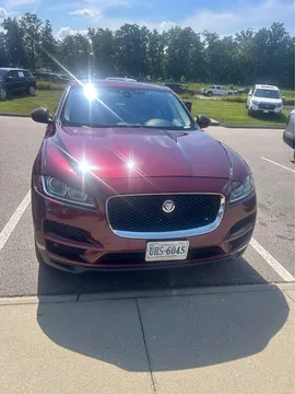 2017 Jaguar F-PACE 30t Premium Sport Utility 4D
