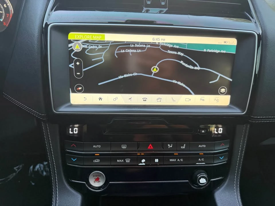2017 Jaguar F-Pace - Image 15 of 18