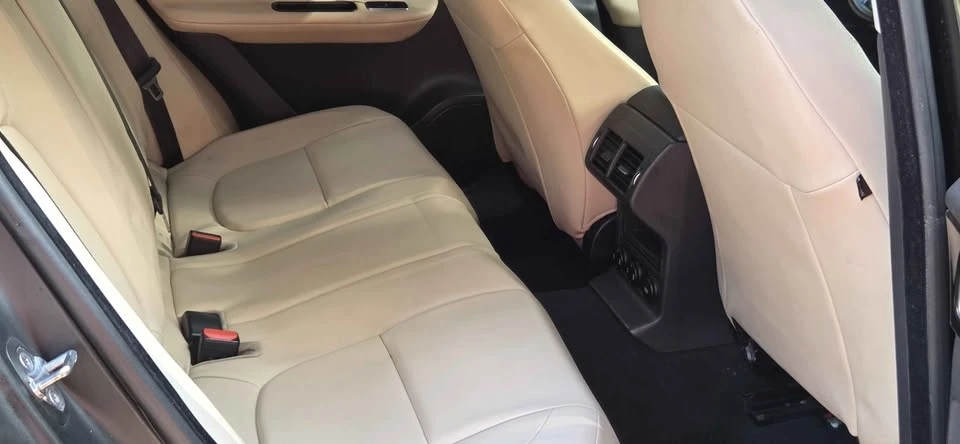 2017 Jaguar F-Pace - Image 18 of 19